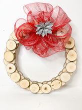 Load image into Gallery viewer, Wood Disc Wreath